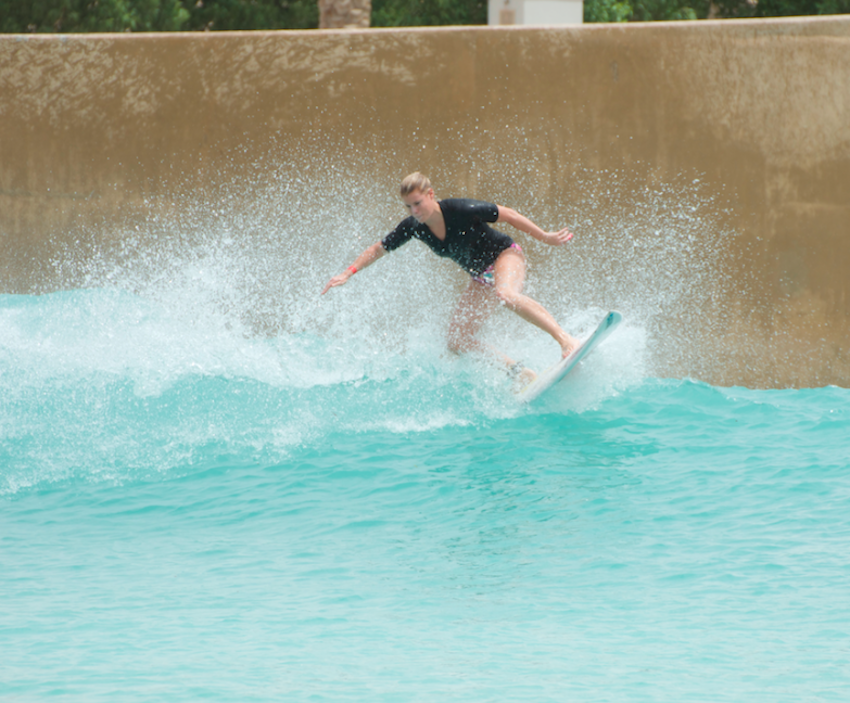 Donna Masing Girl Surf Network Learns to Surf in UAE