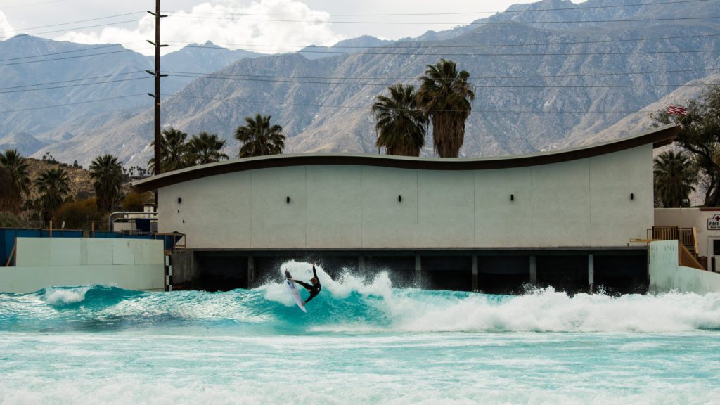 SURFLOCH Creates First Waves In Palm Springs Surf Park Central   Turn At Surf Loch 1024x576 