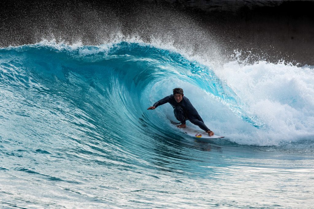 Kanoa Igarashi Surfs The Wave